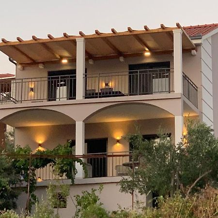 Apartman Vitanov Vinisce Exterior foto