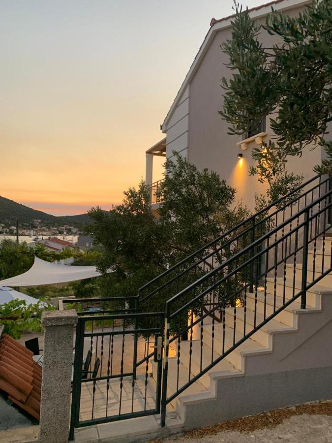 Apartman Vitanov Vinisce Exterior foto