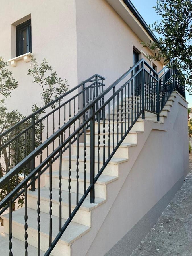 Apartman Vitanov Vinisce Exterior foto