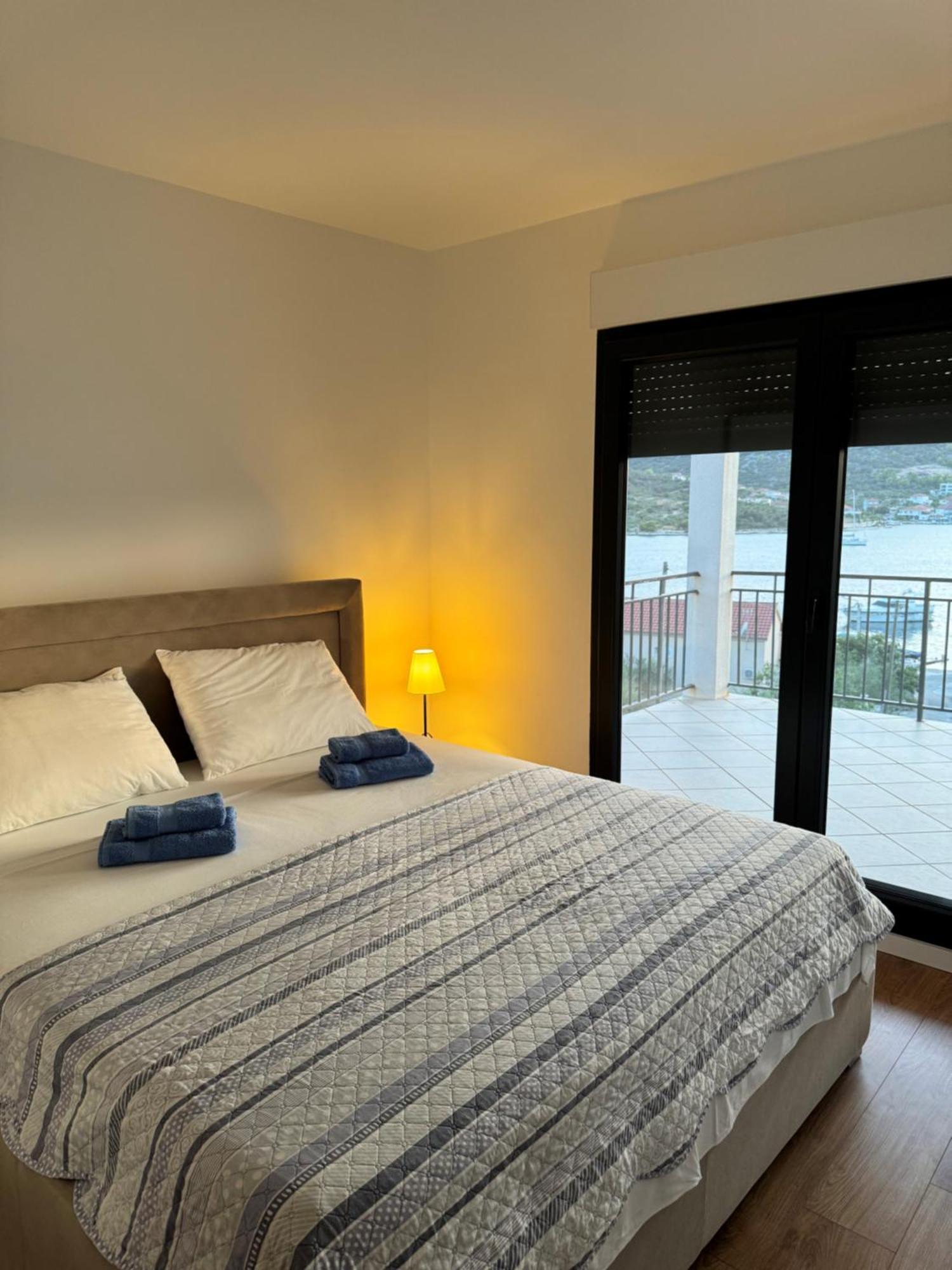 Apartman Vitanov Vinisce Exterior foto