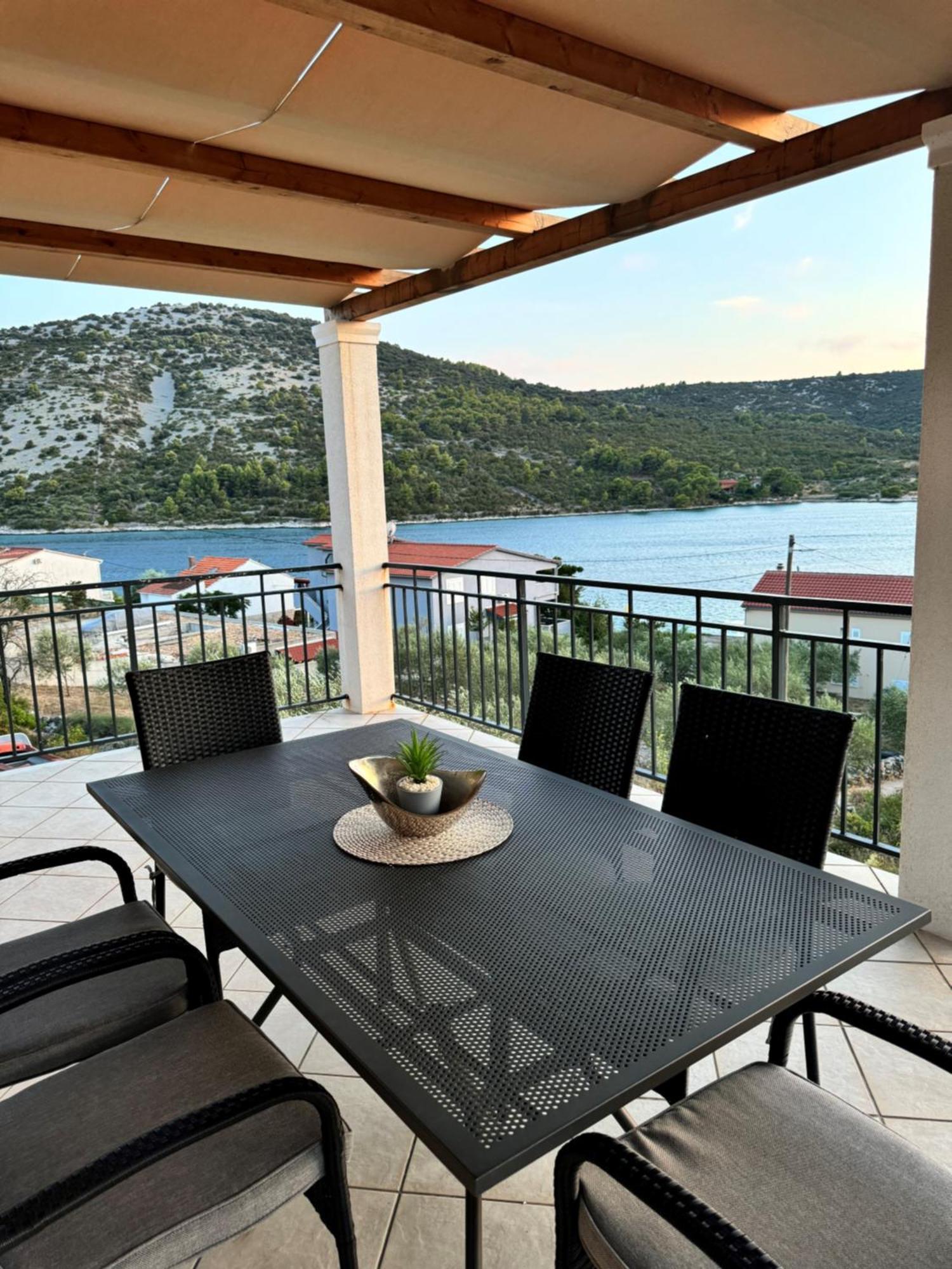 Apartman Vitanov Vinisce Exterior foto