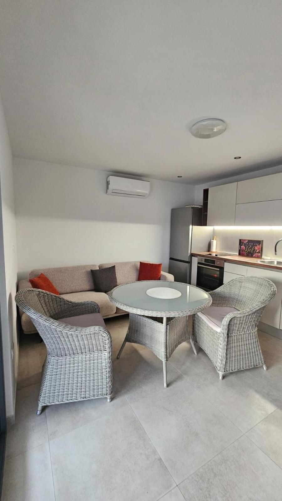 Apartman Vitanov Vinisce Exterior foto