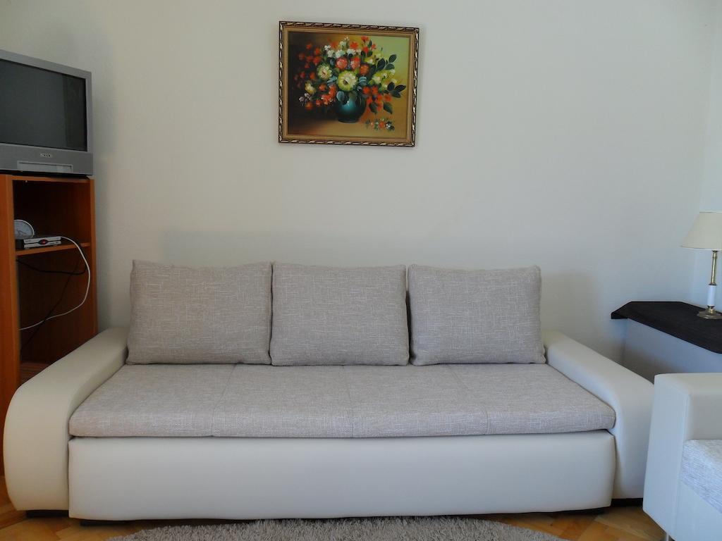 Apartman Vitanov Vinisce Exterior foto
